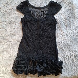 guess ruffled bodycon dress | Dresses | Guess Mini Black 8 Casual Knee Length Bodycon Black skating dress light feel that moves Size:1 - XS